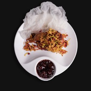 ۶۰۰گرم مرغ اکبرجوجه - سس چهار آلو - رب انار